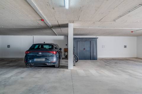 Apartamento T2 com piscina, Estacionamento Privativo, no Centro de Albufeira - Correeira