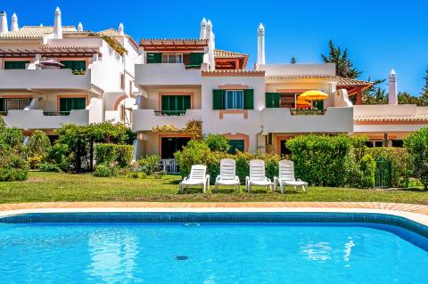 Apartamento T1 com Terraço Privado em Vilamoura - A Poucos Minutos da Praia e da Marina