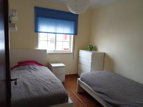 Apartamento T2 Duplex em São Bernardino