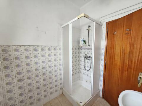 Moradia T3 com garagem Varatojo Torres Vedras