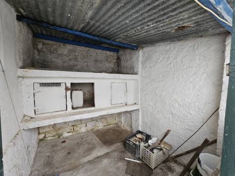 Moradia T3 com garagem Varatojo Torres Vedras