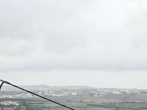 Moradia T3 com garagem Varatojo Torres Vedras