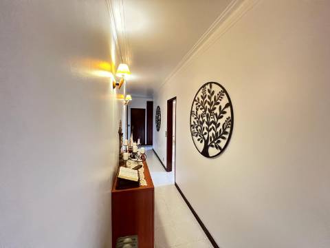 Moradia T5 , localizada em Bombarral