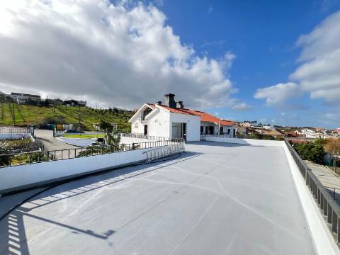 Moradia T5 , localizada em Bombarral