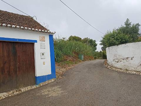 Casa Antiga para Restauro