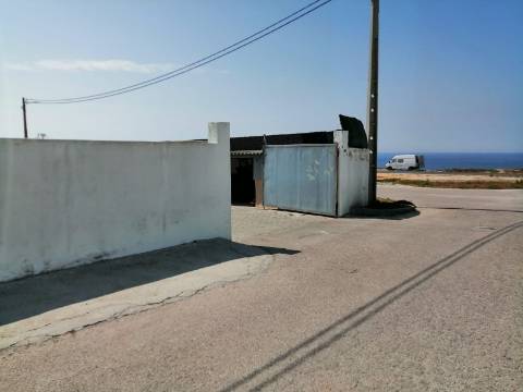 ARMAZÉM INDUSTRIAL COM LOGRADOURO E VISTA MAR, PENICHE