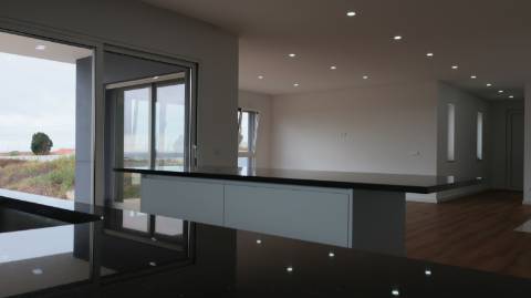 Moradia T3 com vista mar, localizada em Abelheira