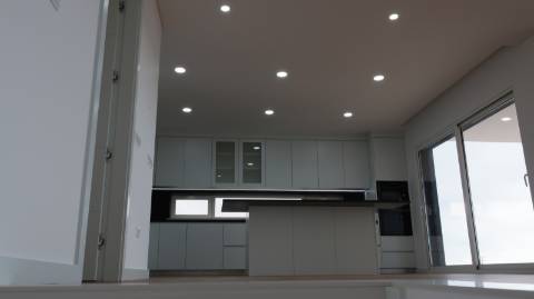 Moradia T3 com vista mar, localizada em Abelheira