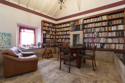 Solar (antiga casa senhorial da Quinta da Marteleira)