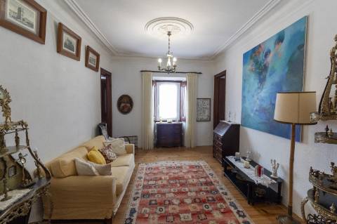 Solar (antiga casa senhorial da Quinta da Marteleira)