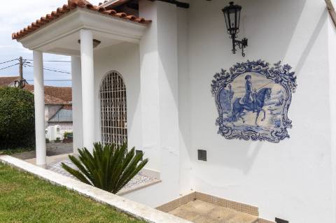 Solar (antiga casa senhorial da Quinta da Marteleira)