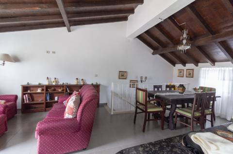 Solar (antiga casa senhorial da Quinta da Marteleira)