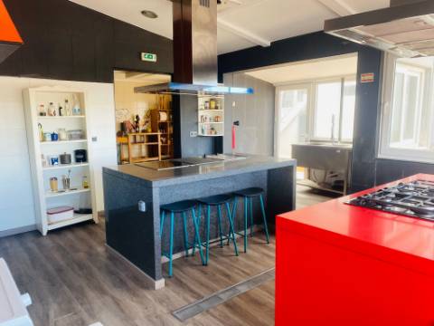 Moradia T3 localizada em Seixal- Lourinhã