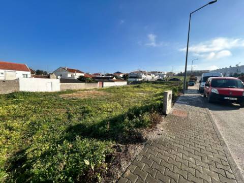 5 lotes de terreno em urbanização