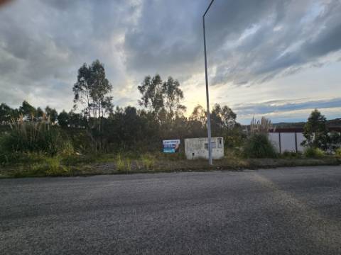 Lote Terreno Industrial Torre Vedras