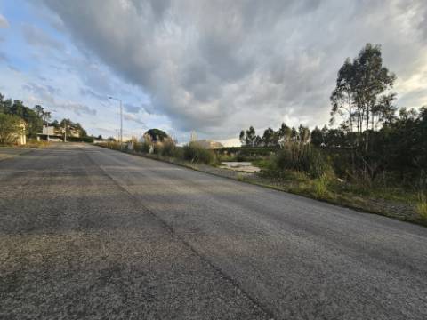 Lote Terreno Industrial Torre Vedras