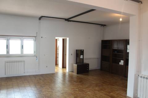 Moradia T3 em Maiorga