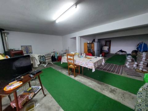 Moradia T3 em Maiorga