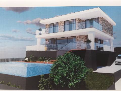 Projeto para construção de moradia com vista sobre a cidade de Coimbra