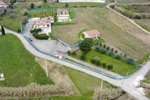 Habitação com piso para restauração