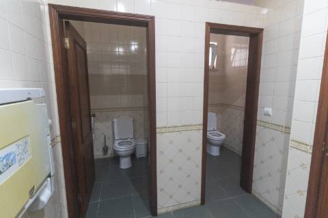 Habitação com piso para restauração