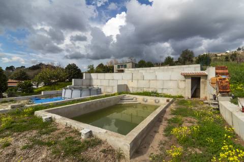 Habitação com piso para restauração