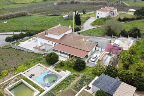 Habitação com piso para restauração