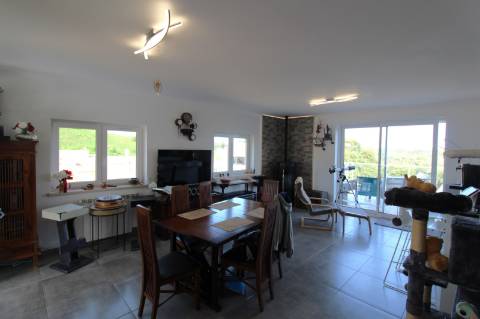 Moradia T5, localizada em Carvalhal Benfeito- Caldas das Rainha