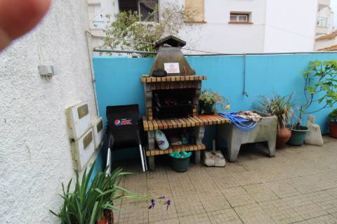 Moradia à venda Centro Nazaré, em 2º linha Mar