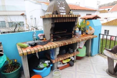 Moradia à venda Centro Nazaré, em 2º linha Mar