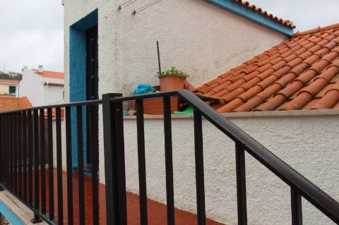 Moradia à venda Centro Nazaré, em 2º linha Mar