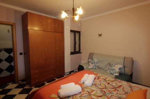 Moradia à venda Centro Nazaré, em 2º linha Mar