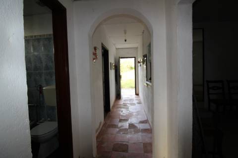 Moradia à venda Centro Nazaré, em 2º linha Mar