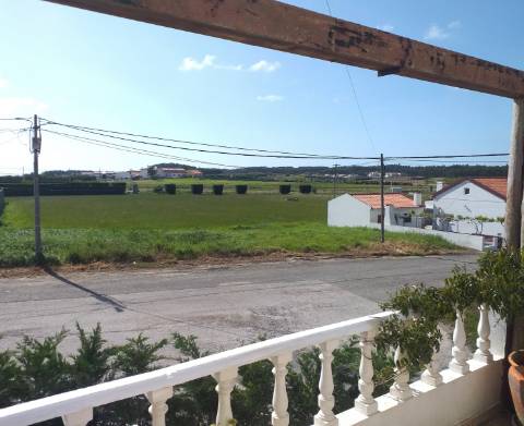 Moradia T3 - Serra D'el Rei, poucos minutos da maravilhosa praia do Baleal