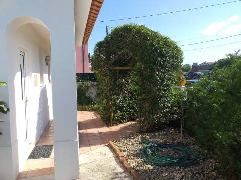 Moradia T3 - Serra D'el Rei, poucos minutos da maravilhosa praia do Baleal