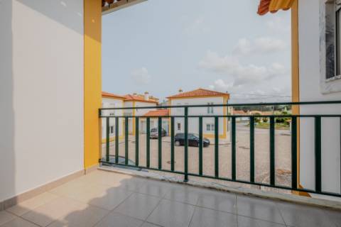 Moradia T3 - Santa Bárbara Lourinhã