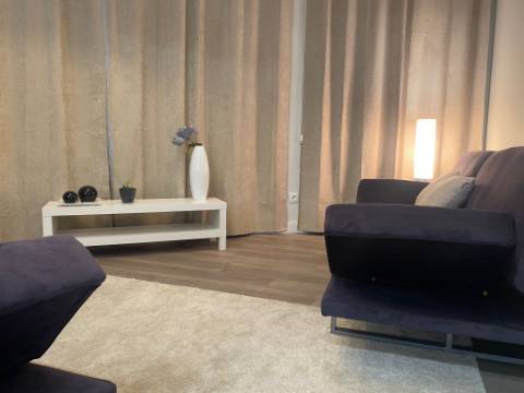 Apartamento remodelado T1 com projeto para licenciamento de alojamento local