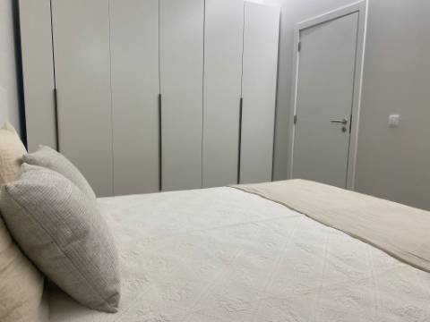 Apartamento remodelado T1 com projeto para licenciamento de alojamento local