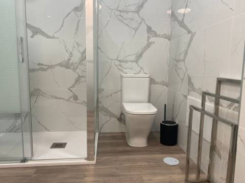 Apartamento remodelado T1 com projeto para licenciamento de alojamento local