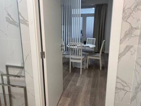 Apartamento remodelado T1 com projeto para licenciamento de alojamento local