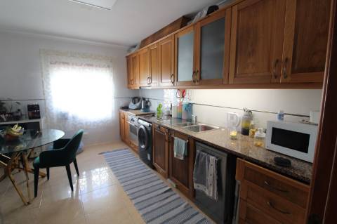 Apartamento T3 no Rés-do-Chão - Nazaré