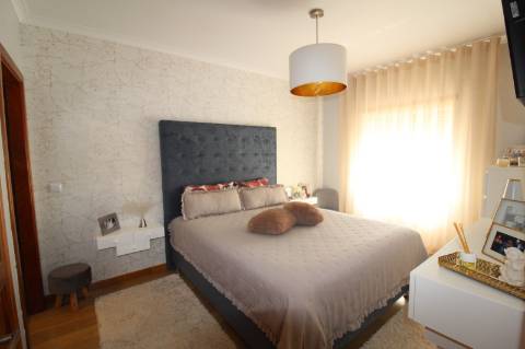 Apartamento T3 no Rés-do-Chão - Nazaré