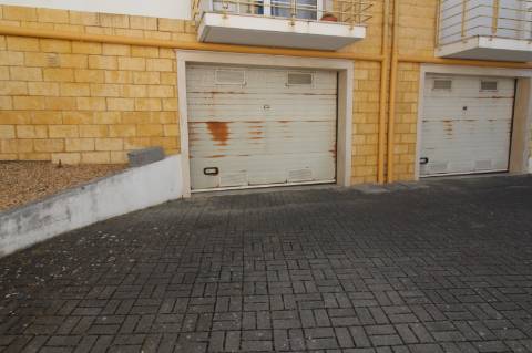 Apartamento T3 no Rés-do-Chão - Nazaré