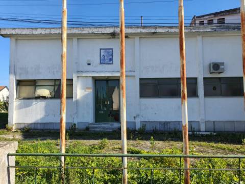 Imóvel industrial versátil, pronto para diferentes segmentos do mercado.