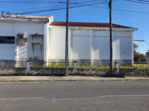 Imóvel industrial versátil, pronto para diferentes segmentos do mercado.