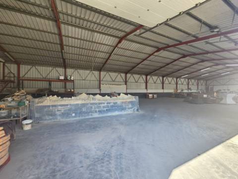 Armazéns Industriais junto a Torres Vedras