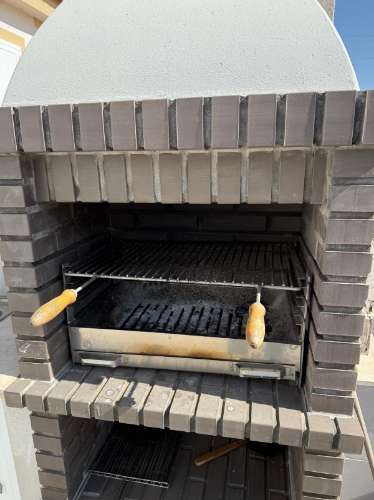 Moradia Térrea com Terraço e Piscina - BalealCoop