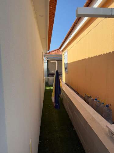 Moradia Térrea com Terraço e Piscina - BalealCoop