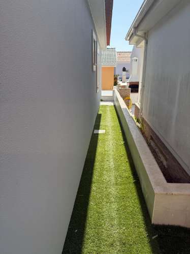 Moradia Térrea com Terraço e Piscina - BalealCoop