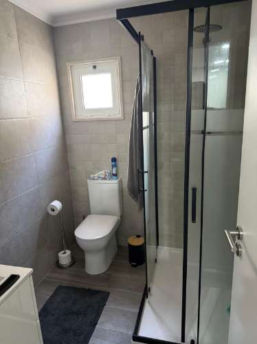 Moradia Térrea com Terraço e Piscina - BalealCoop